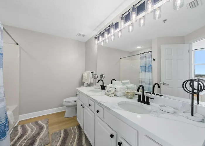 Crystal Shores West 501 By Youngs Suncoast Apartment