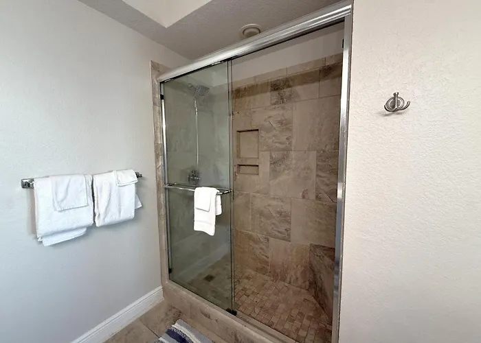 Crystal Shores West 501 By Youngs Suncoast Apartment *