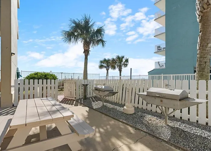 Apartment Crystal Shores West 501 By Youngs Suncoast *